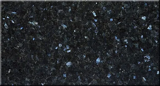 4 GRANIT LABLADOR EMERALD